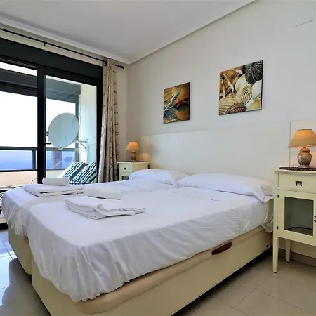 Cozy In 68 M² With Shared Pool *